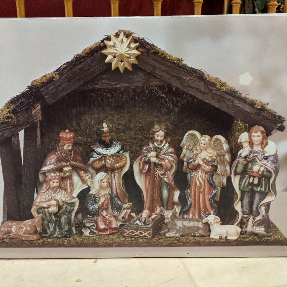 Creche nativity set